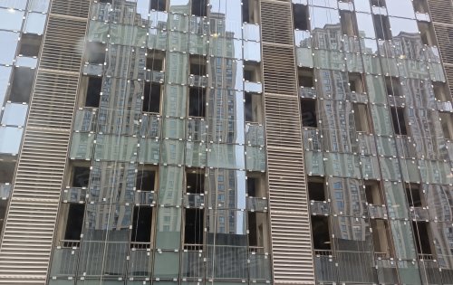 金屬與光影的詩篇 現代鋼結構建筑中外立面與幕墻的創(chuàng)新設計